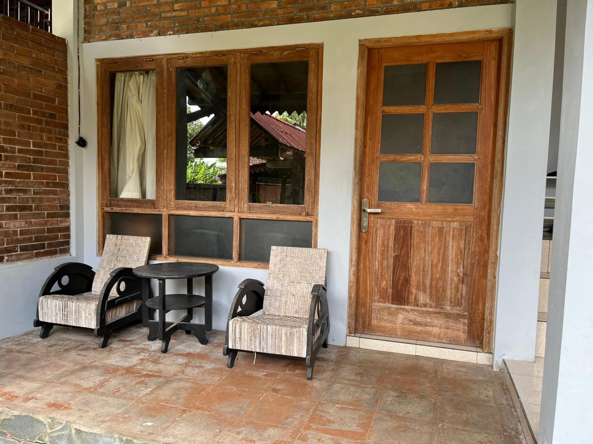 Saka Homestay Boutique & Cafe Magelang Ngoại thất bức ảnh